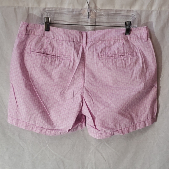 Old Navy Shorts - Picture 2 of 6